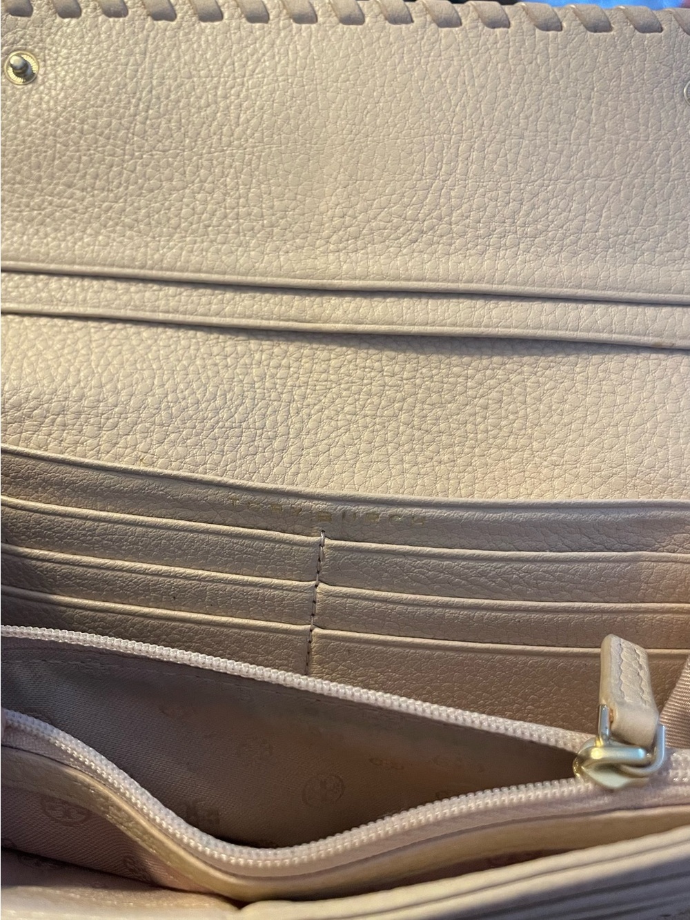 Tory Burch Tan Whipstitched Leather Continental Wallet - Picture 3 of 6